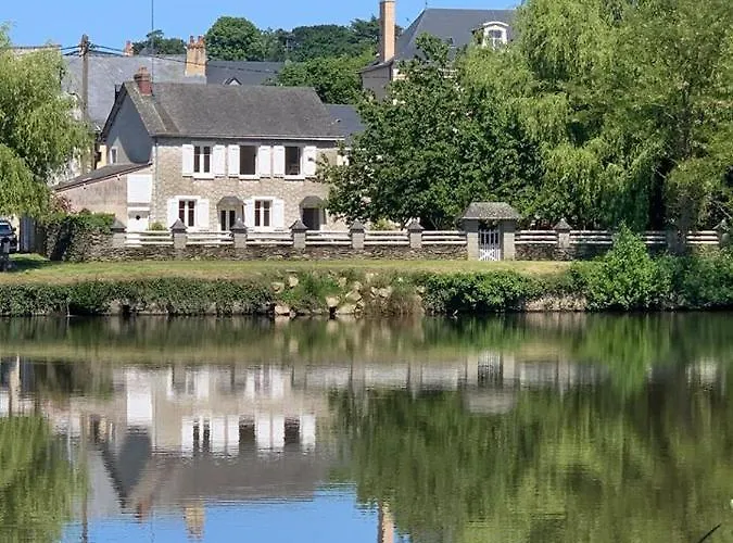 River 2 Nuits Minimums Par Reservation *